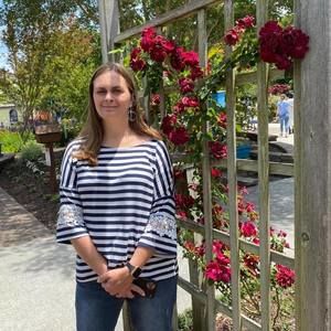 Meet your Posher, Crystal